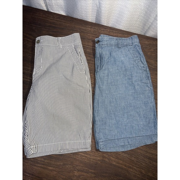 GAP Pants - Gap Women's Size 8 Bermuda 9 Inch Shorts Blue Stripe Lot of 2